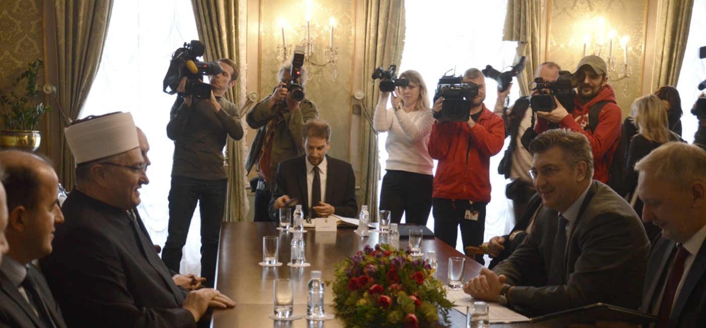 Predsjednik Vlade Plenković s predsjednikom Mešihata Islamske zajednice u Republici Hrvatskoj ef. Hasanovićem